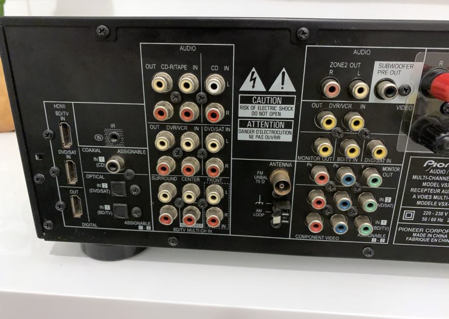 Pioneer VSX-420-K AV receiver