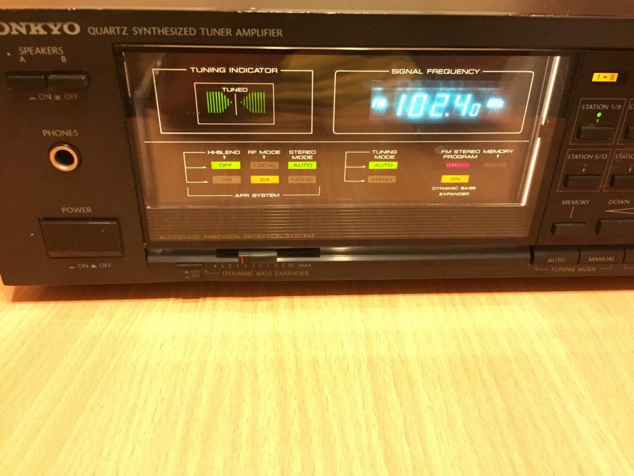Stereo receiver Onkyo TX 7330