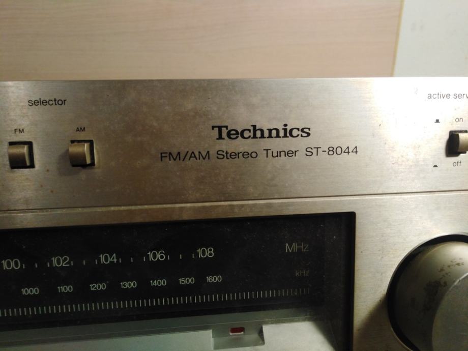 Stereo Tuner  Technics ST-8044