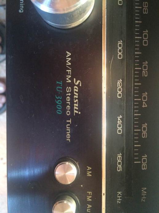 SANSUI -FM/AM stereo tuner TU-3900