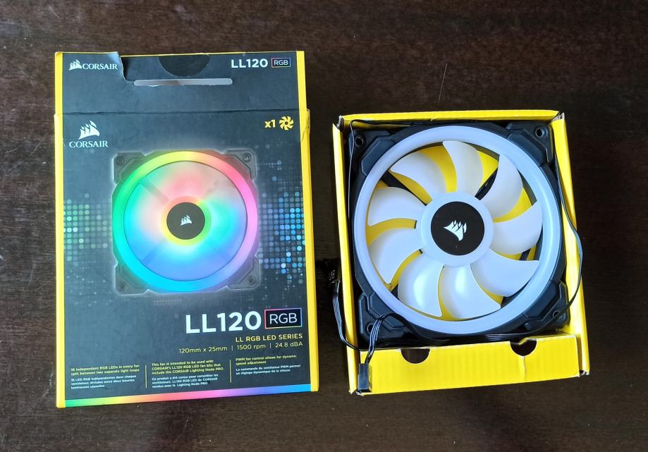 LL120 Corsair RGB ventilator fan