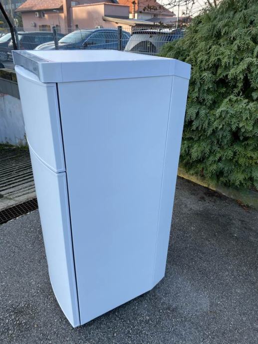 DOMETIC RGE 4000 PLINSKI hladnjak zamrzivač , i 220V