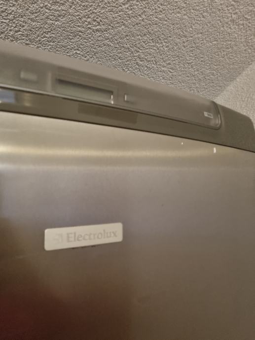 Electrolux kombinirani hladnjak Inspire Frost free