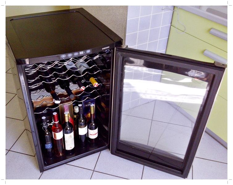 Hladnjak za vino SAMSUNG MODEL RW13EBSS