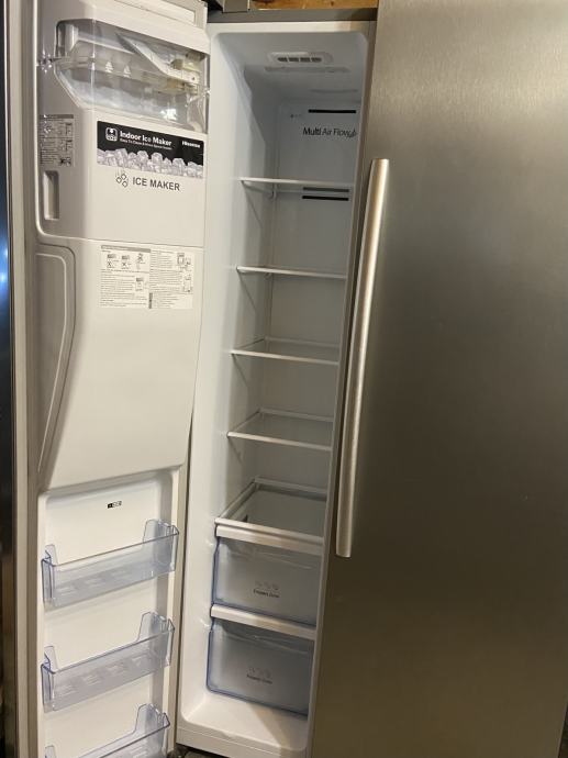 Hladnjak i zamrzivač Side by side Hisense