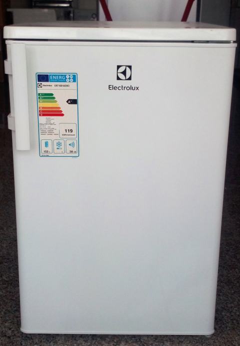 Hladnjak ELECTROLUX , garancija, samo 900kn!