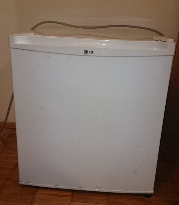 Mini LG hladnjak
