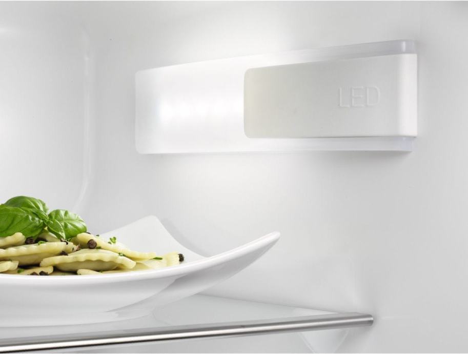 Ugradbeni hladnjak Electrolux, 177,2 cm, jamstvo (Zrinko Tehno)