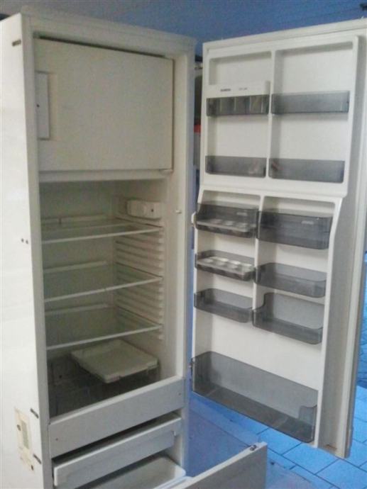 Ugradbeni hladnjak SIEMENS KI 31 C03