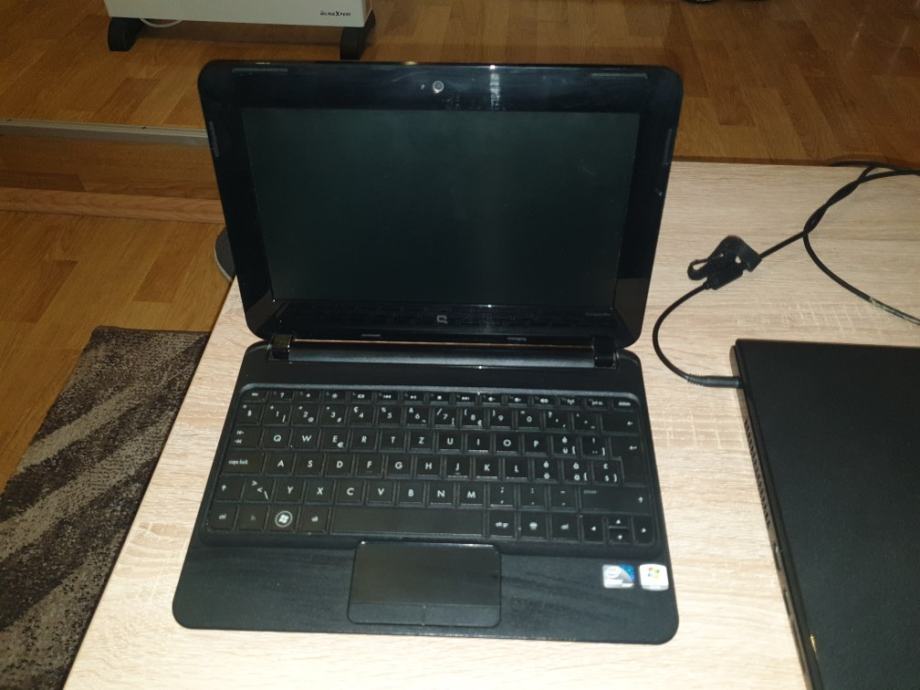 Compaq mini laptop