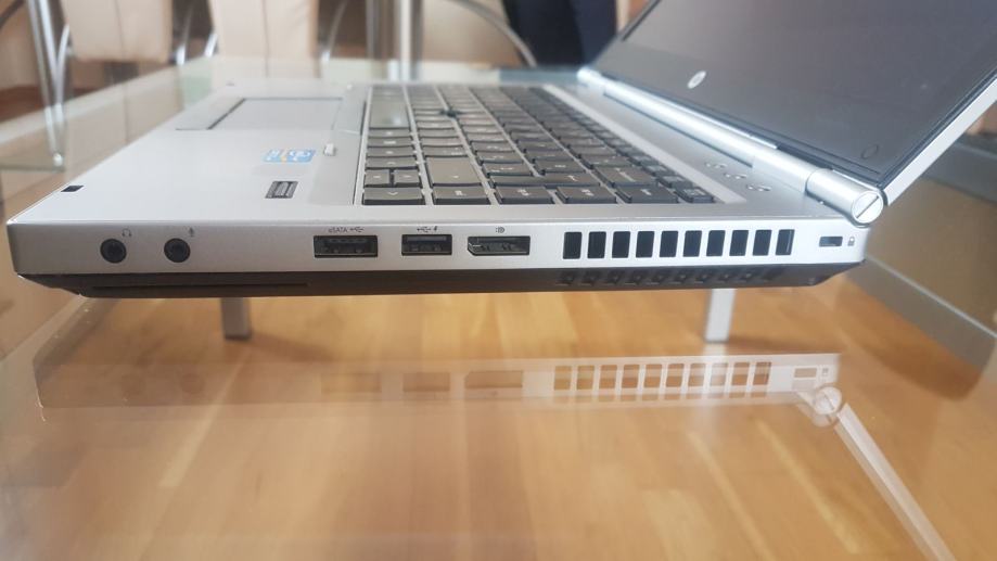 HP EliteBook 8460p + docking station Vrhunski laptop