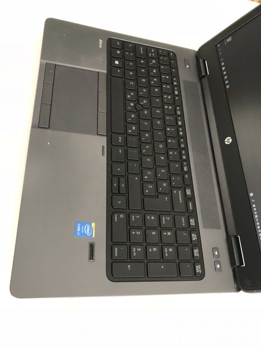 HP ZBook 15 G2 + Docking Station