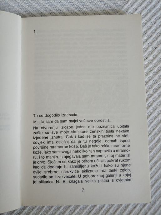 SLAVENKA DRAKULIĆ: Mramorna koža (1989)