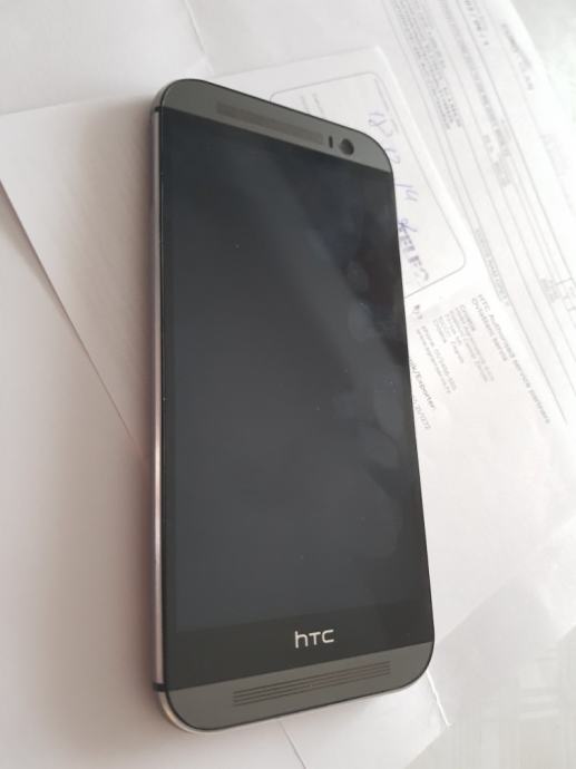 HTC ONE M8, savršeno očuvan, prilika!