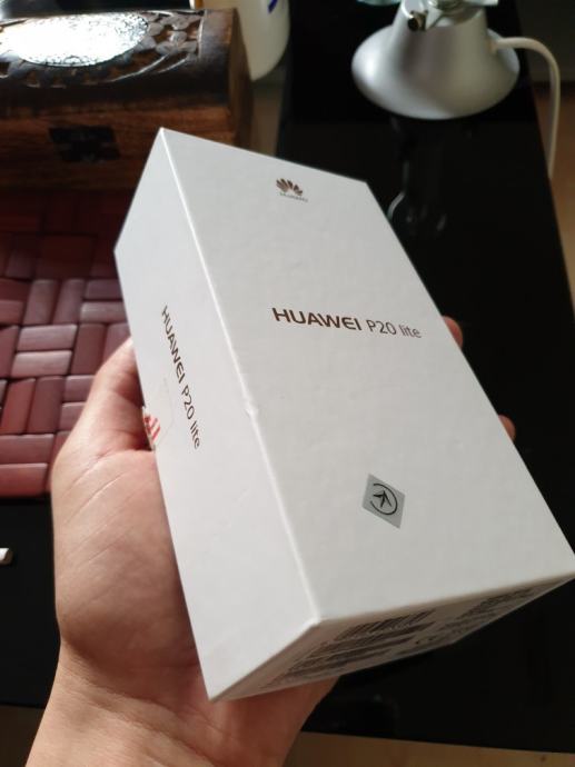 Huawei p20 kutija