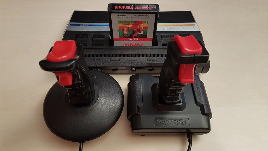 Atari 2600 (Retro home video game console 1986)