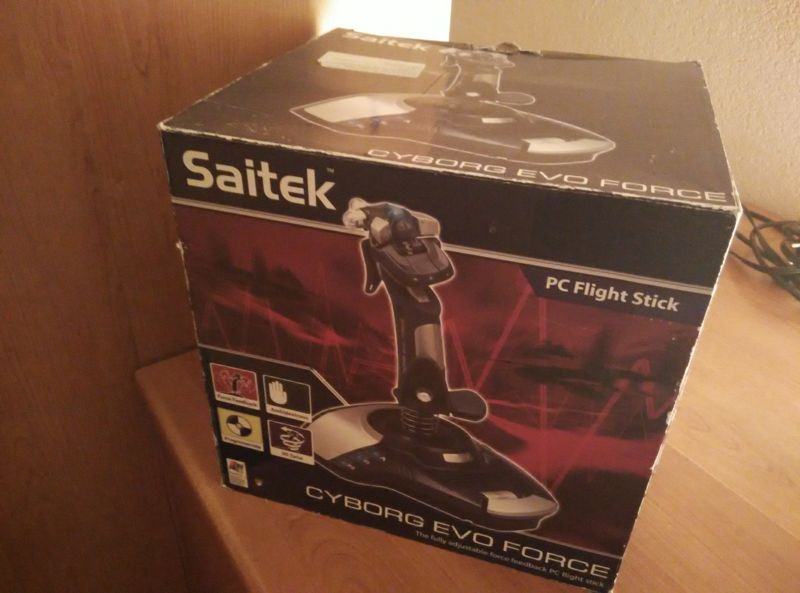 Saitek Cyborg Evo Force PC Flight Stick Joystick