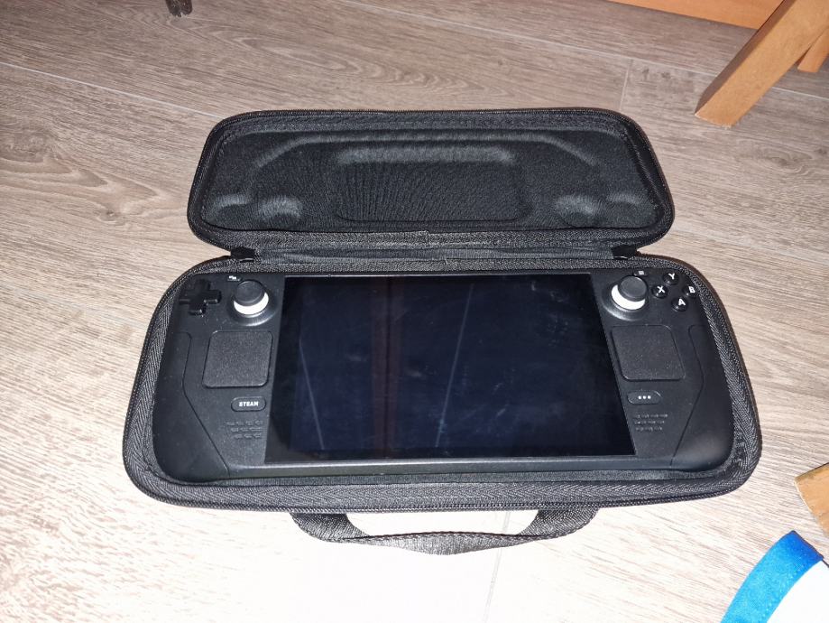 Steam Deck 64GB（付属品あり）+ 512GB microSD Amazon.co.jp: 【整備済み品】 Valve Steam Deck バルブ