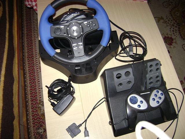 Volan i pedale za PC / PS - Poklon Joystick