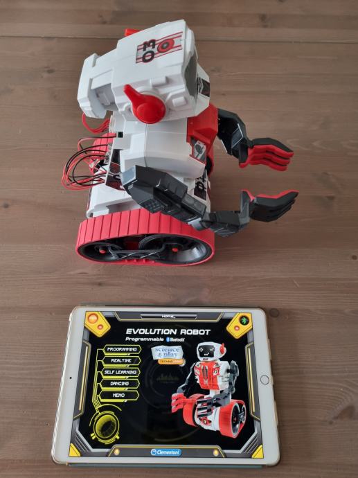 Clementoni Evolution Robot