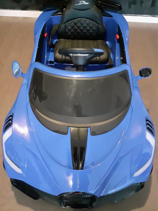 Bugatti Divo plavi lakirani - auto na akumulator