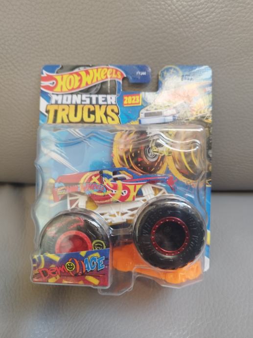 Hot Wheels * Demo Ace