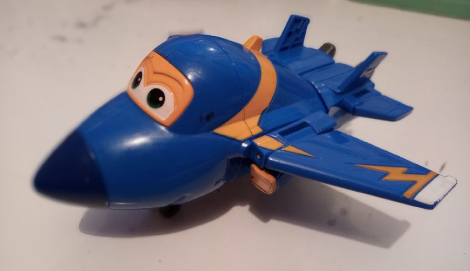 Igračka avion Jerom iz super Wingsa