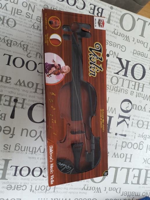 violina igracka