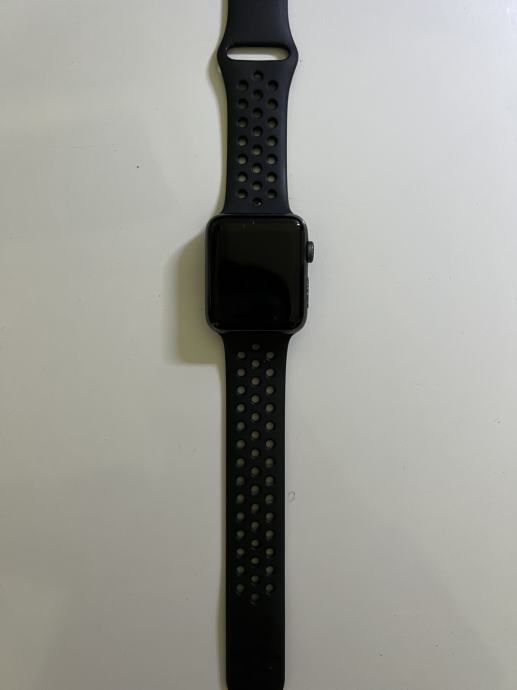 apple watch series 3 nike plus 42mm