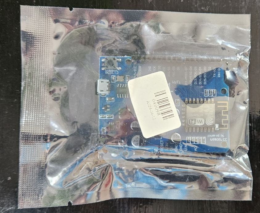 Poklanjam arduino wemos d1 wifi uno esp8266 iot ide compatible board