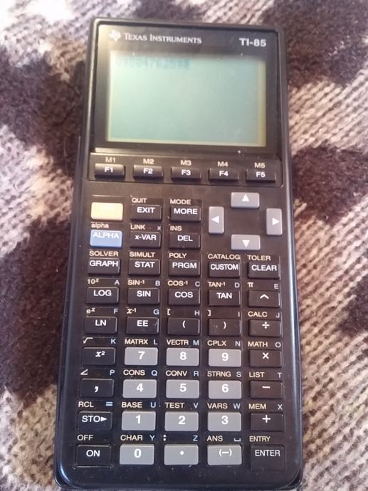 Kalkulator Texas Instruments TI85 ispravan