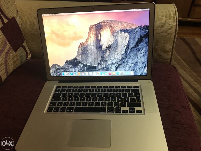 MacBook Pro 15 , i7 2,0 Ghz,8gb ram,128 ssd gb