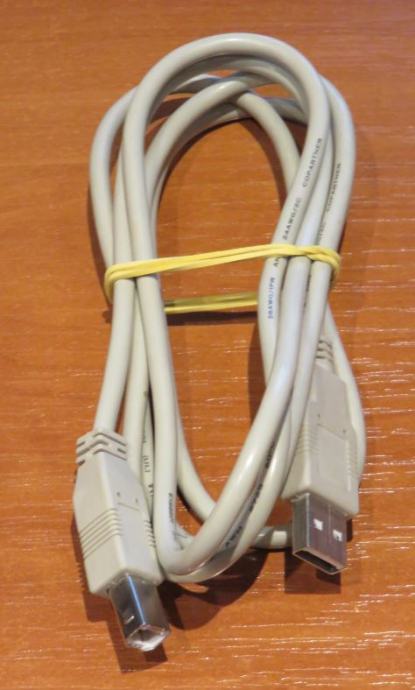 USB-A (M) na USB-B (M) - (1,5m) - USB kabel *NEKORIŠTENO*