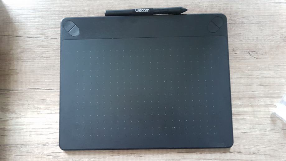Wacom Intuos Art MEDIUM - grafički tablet