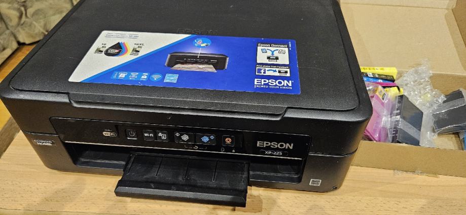 Printer , pisač Epson XP225, Wifi