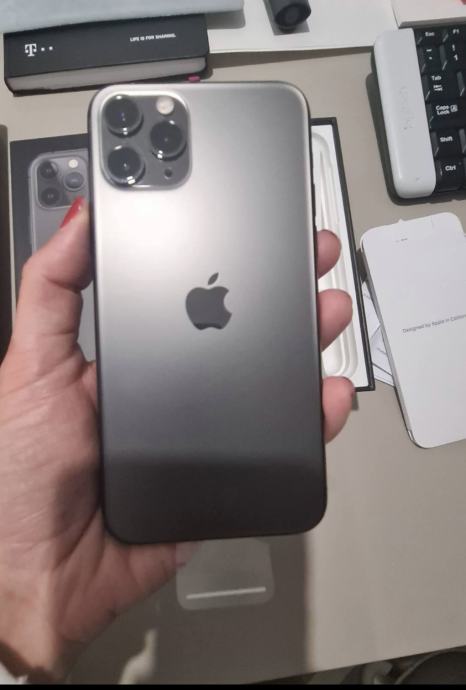iPhone 11 Pro 64GB Space gray 10/10