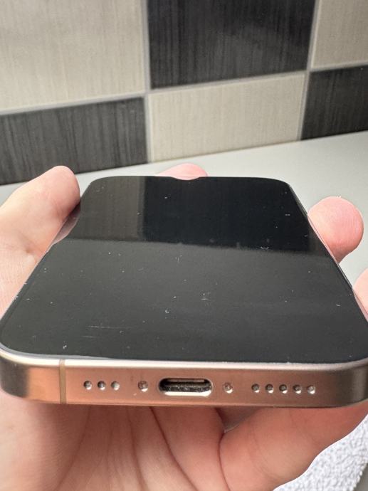 iphone-16-pro