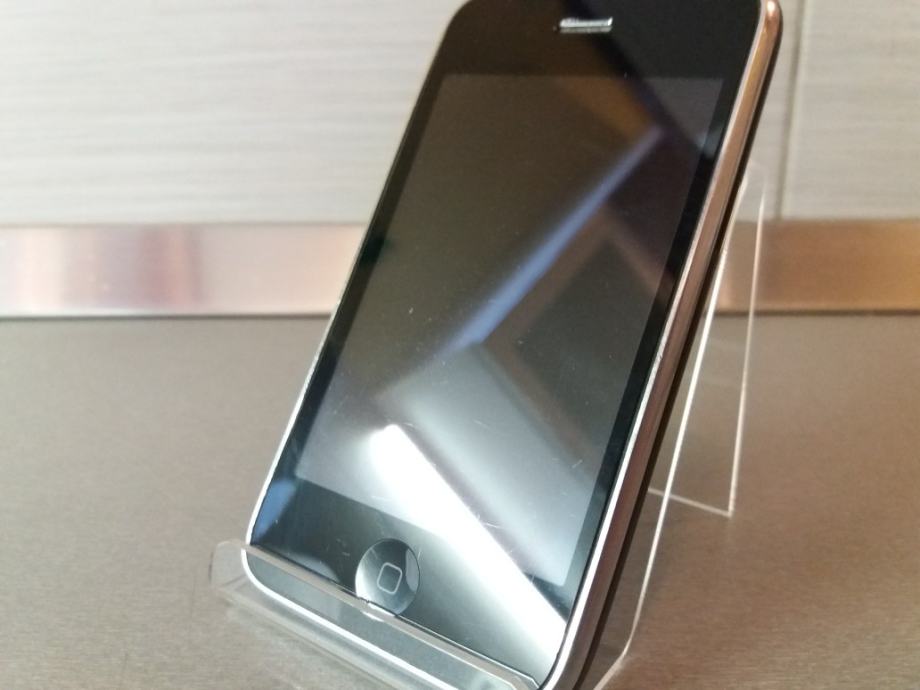 Apple Iphone 3, fontele
