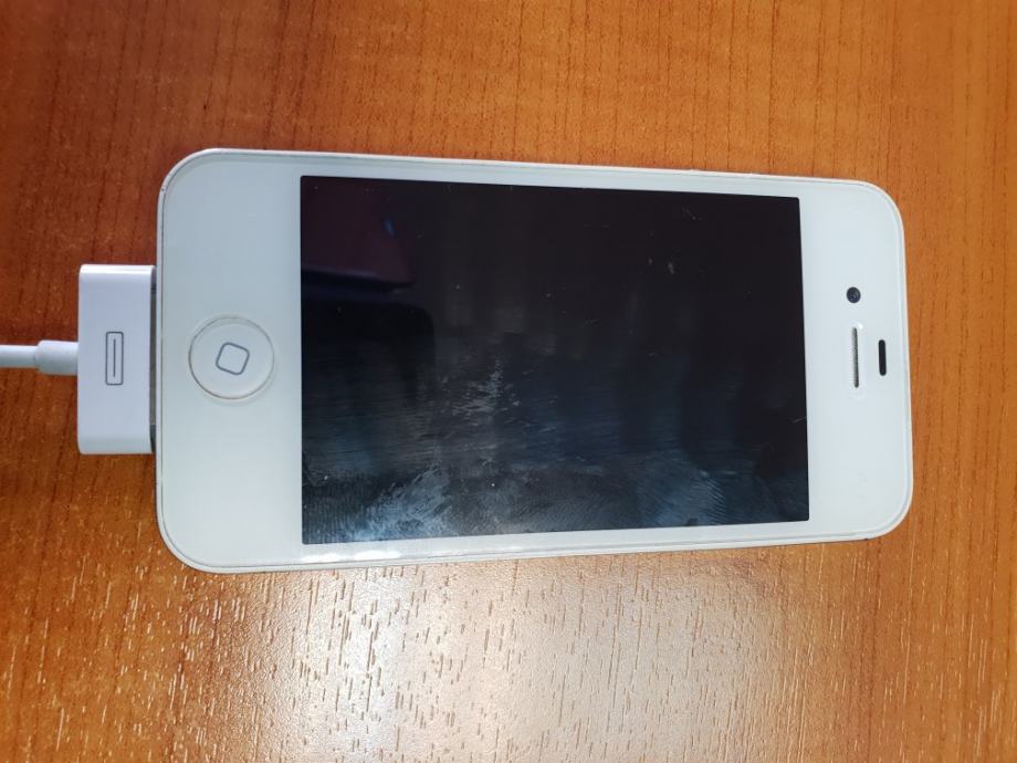 Iphone 4s 8gb sa punjačem i kutijom