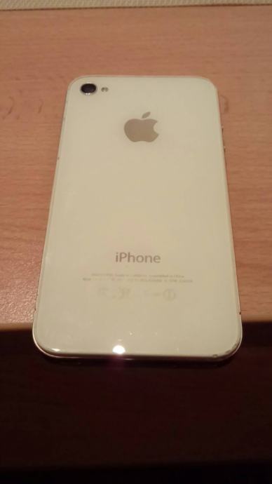 Prodajem iPhone 4S hitno!