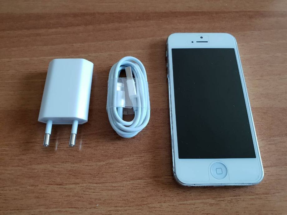 Apple iPhone 5 16GB White, novi punjač, kutija...