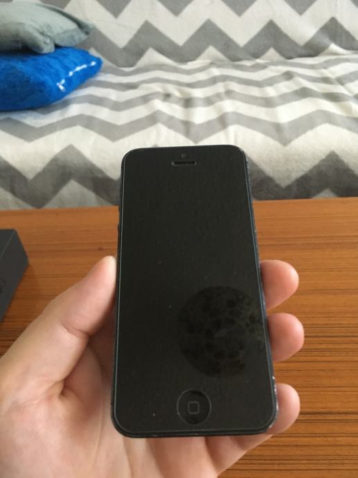 iPhone 5 16GB, Space Gray