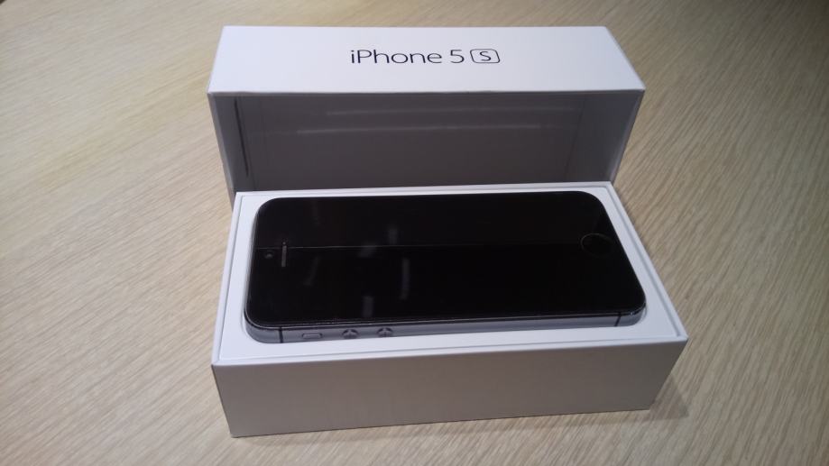 Apple iphone 5s,crni,16 GB
