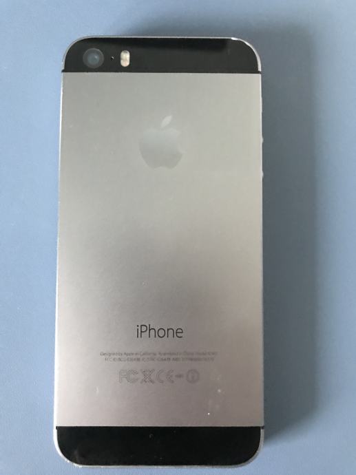 iPhone 5S 32GB Space Gray , sve mreže, ZG + 2 maskice, punjač