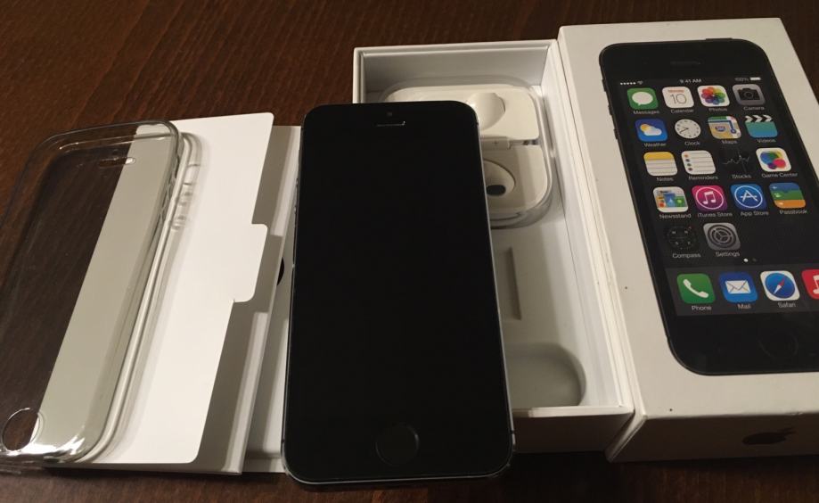 iPhone 5s, Space Gray, 64GB