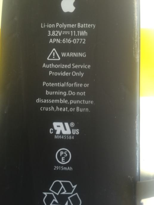 Iphone 6plus baterija original novo zapakirano