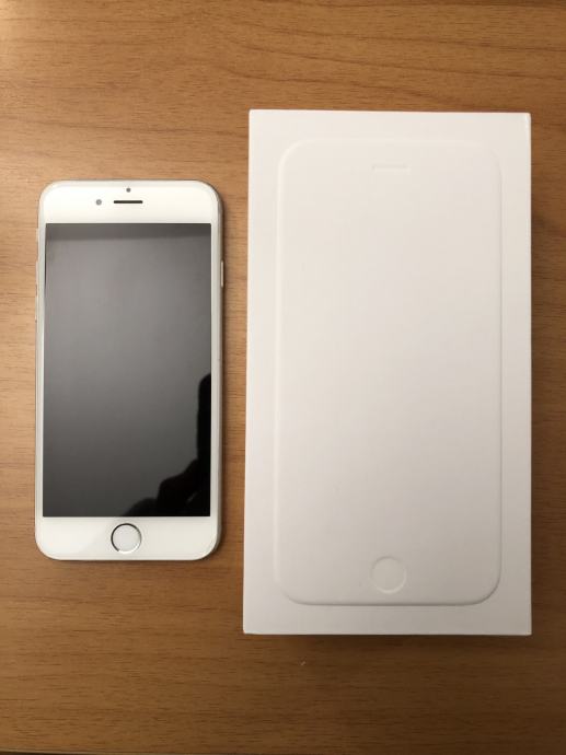 Apple iPhone 6 / Silver / 16GB