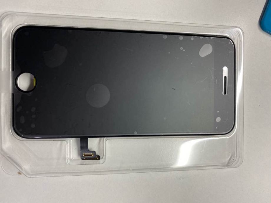 iPhone 8 crni ORIGINAL LCD