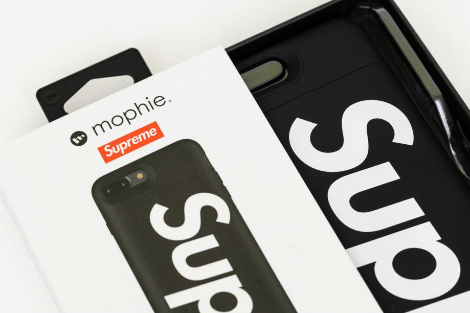 Supreme X Mophie Charging Case za iPhone 7+ i 8+