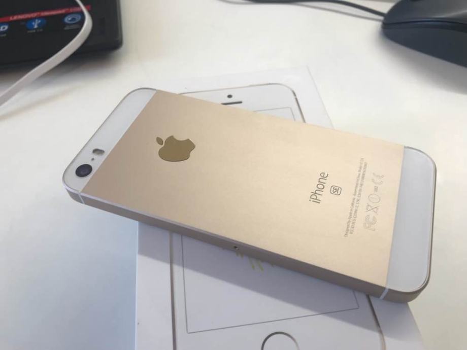 Iphone SE 16gb Gold